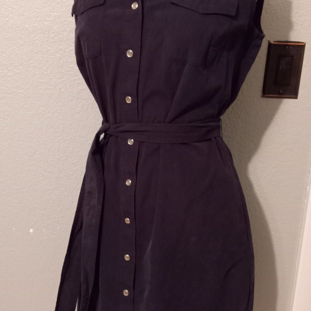 Lands End Classic Navy Snap Button Down Shirt Dress. 100% Finest Cotton.